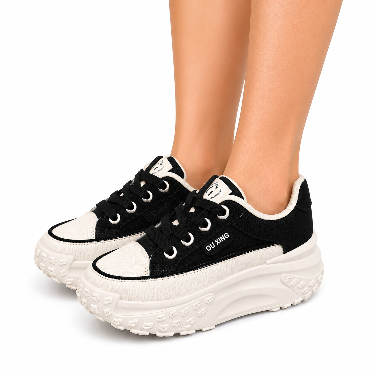 Women’s Black & Cream Chunky Platform Trainers  Lace-Up Fashion Sneakers